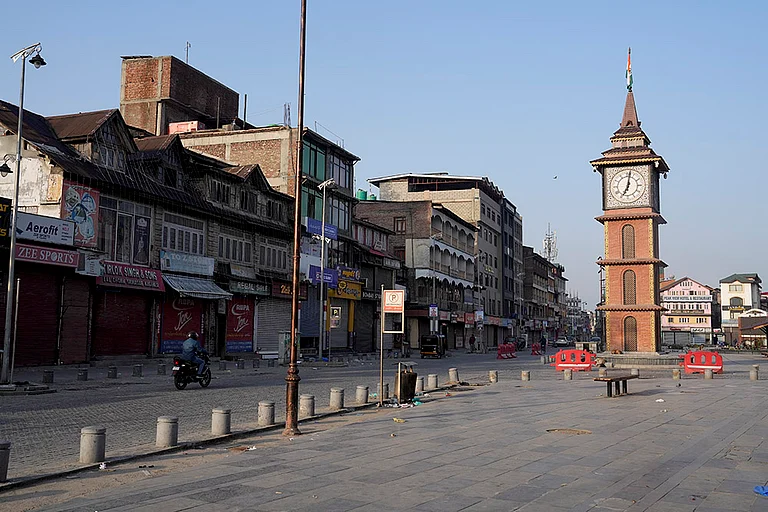 Pahalgam terror attack: Strike in Srinagar - | Photo: PTI/S Irfan