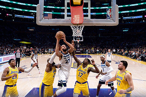 Basketball: Minnesota Timberwolves vs Los Angeles Lakers