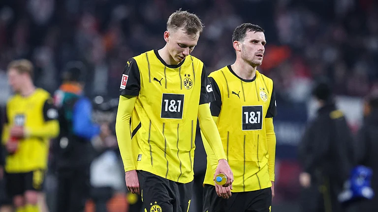 Borussia Dortmund duo Maximilian Beier and Pascal Gross. - null