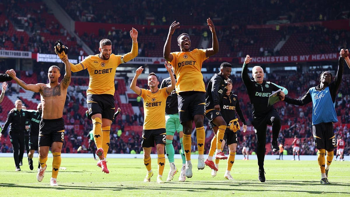 Wolves celebrate their win over Manchester United