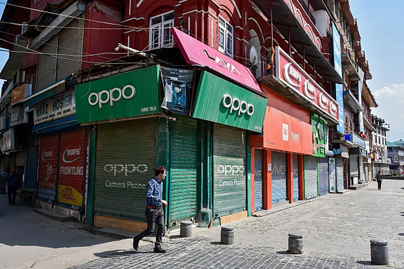 Deserted Kashmir after 2025 Pahalgam massacre_3