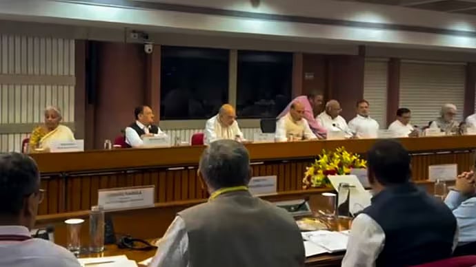 PTI : Rajnath Singh with Amit Shah, S Jaishankar, Mallikarjun Kharge and Rahul Gandhi during an all-party meeting convened by the Centre on the Pahalgam terror attack |