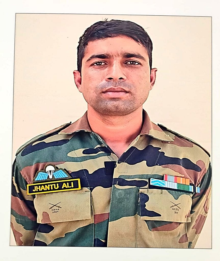 WhiteKnightCorps : Hav Jhantu Ali Shaikh of 6 PARA SF, the army personnel who was killed on Thursday 