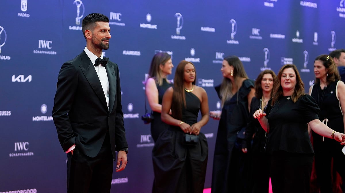AP/Manu Fernandez : Novak Djokovic poses during the 2025 Laureus World Sports Awards in Madrid, Spain, on April 21, 2025.