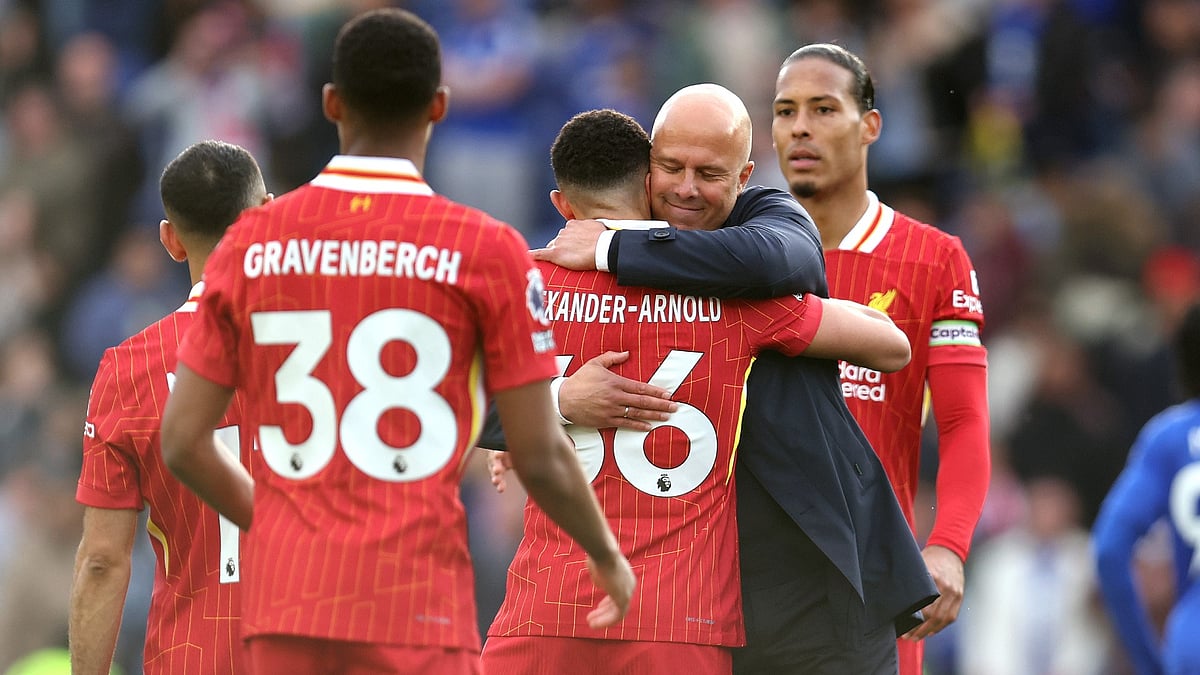 Liverpool can win the title on Sunday - null