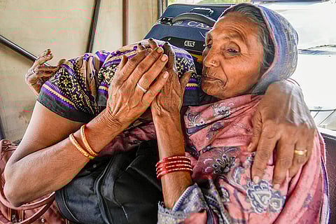 Pak national wait at Attari-Wagah border