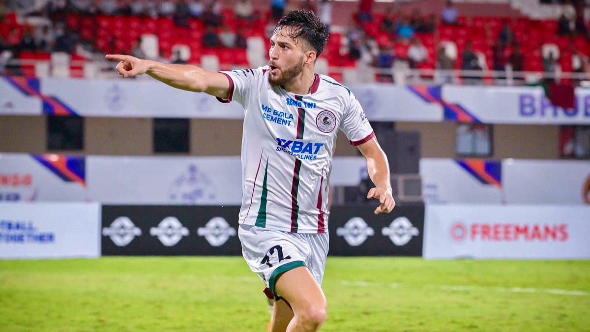 | Photo: X / mohunbagansg : Mohun Bagan's Suhail Bhat celebrates after scoring against Kerala Blasters in the Kalinga Super Cup.