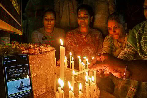 Pahalgam terror attack: Candlelight vigil for the victims in Thane