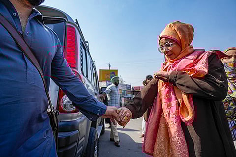 Pak national wait at Attari-Wagah border