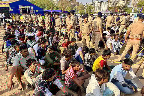 Illegal immigrants detained in Ahmedabad