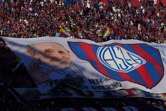 Argentina's San Lorenzo Club Pays Tribute To Pope Francis During Match