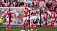 (AP Photo/Kirsty Wigglesworth)
 : Arsenal's Leah Williamson reacts at the end of the women's Champions League semifinals, first leg, soccer match between Arsenal FC and Olympique Lyonnais at the Arsenal Stadium, in London, Saturday, April 19, 2025

