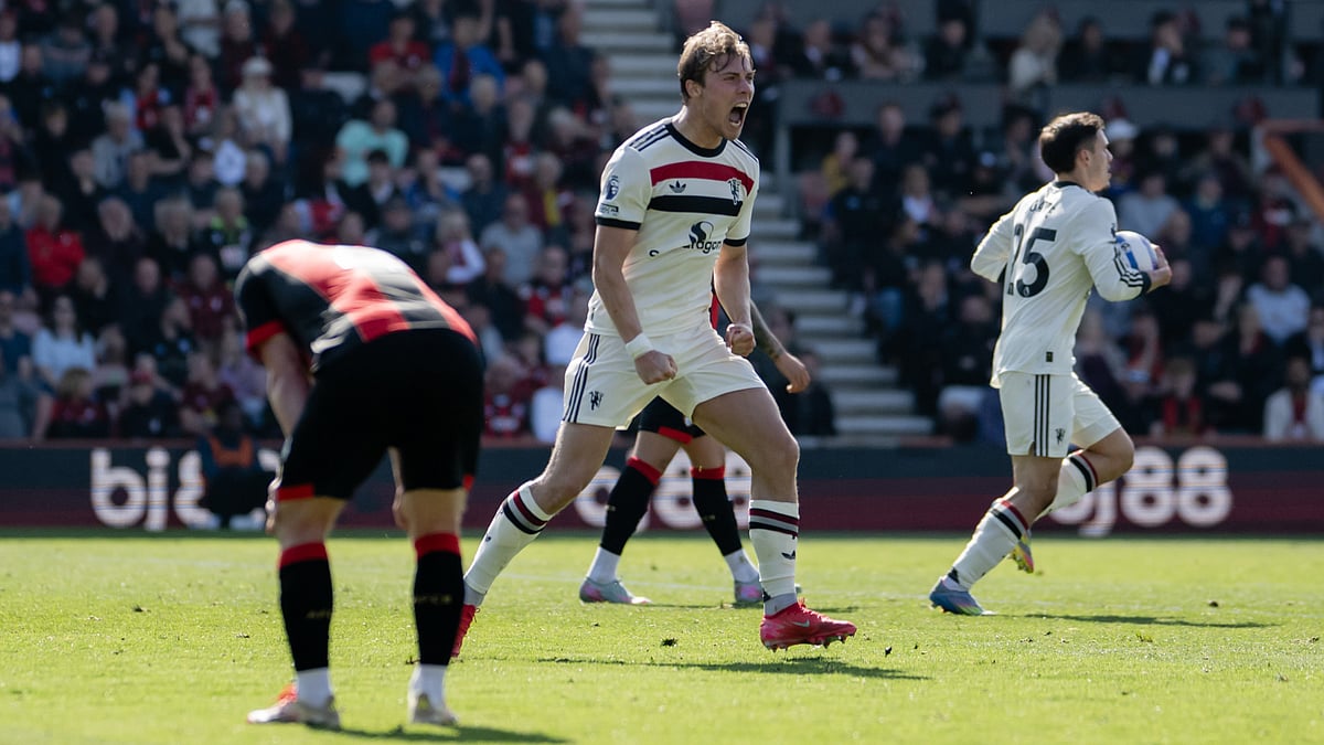 File : Rasmus Hojlund celebrates for Manchester United.