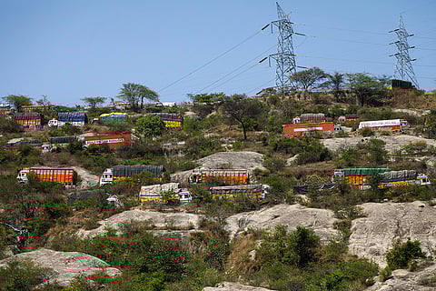 Jammu-Srinagar highway closed