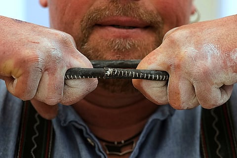 Germany Finger Wrestling