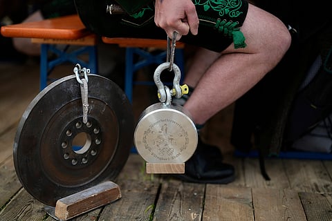 Germany Finger Wrestling