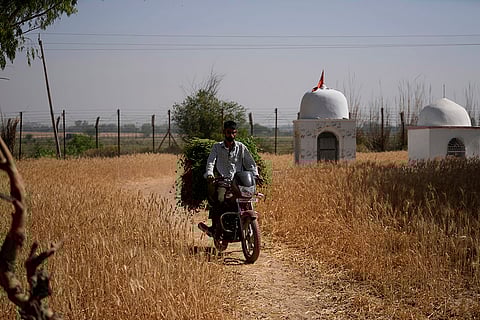 India Pakistan Border in Ranbir Singh Pora