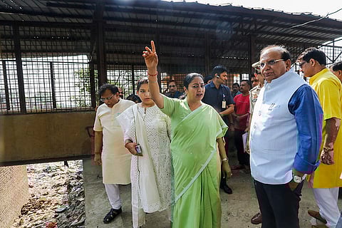 CM, Lt. Guv inspect Najafgarh drain