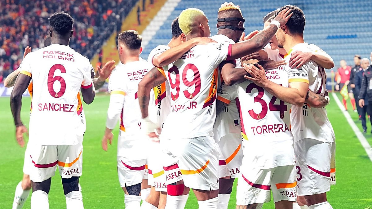| Photo: X / LeminaM_13 : Galatasaray SK will look to secure their hold at the top of the league against Sivasspor.