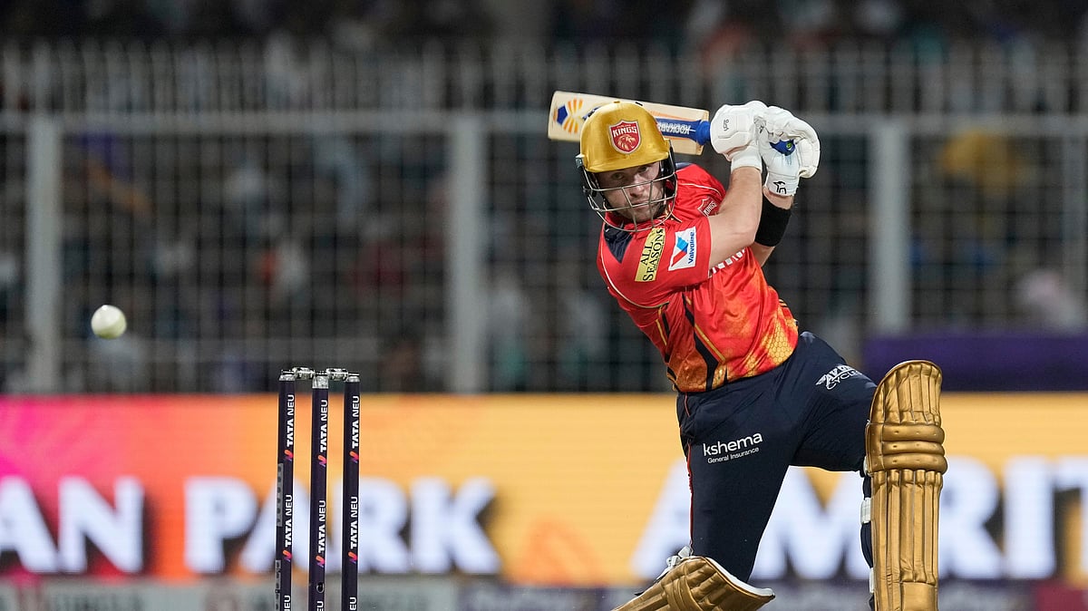 AP Photo/Bikas Das : Punjab Kings' Josh Inglis plays a shot during the Indian Premier League cricket match at Eden Gardens in Kolkata in Kolkata.