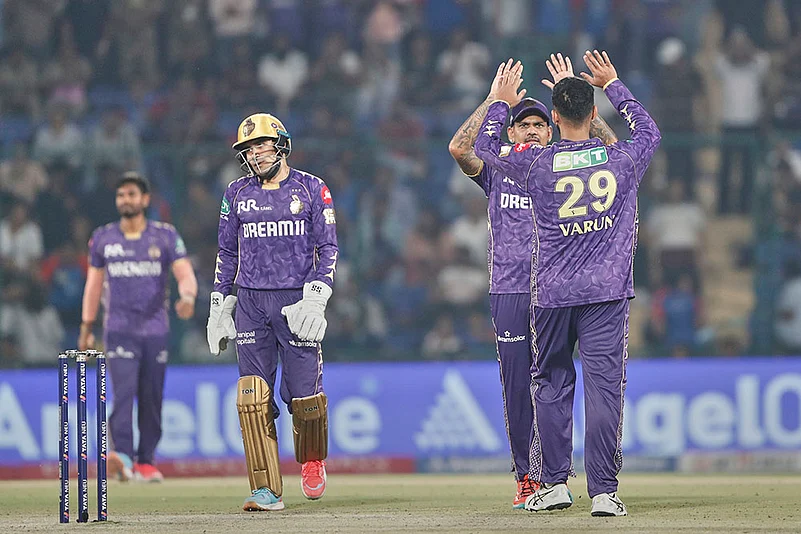 Indian Premier League cricket photo IPL 2025 DC vs KKR: Varun