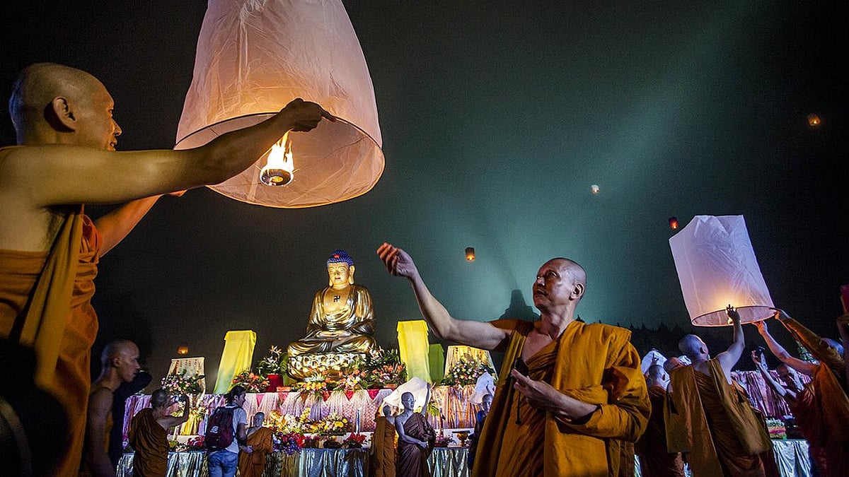 Modern Buddhist Leaders Reshaping Buddhism