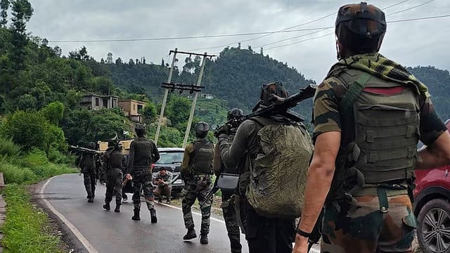 PTI : Pakistan continues ceasefire violation along international border after Pahalgam attack