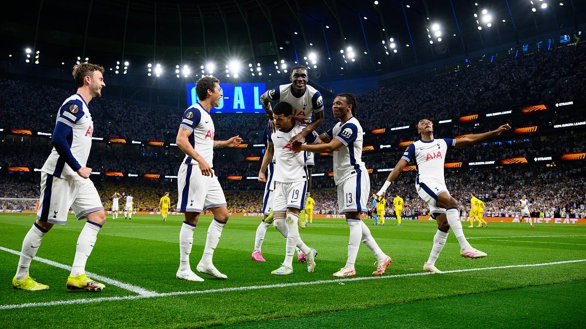 Spurs players celebrate scoring against Bodo/Glimt