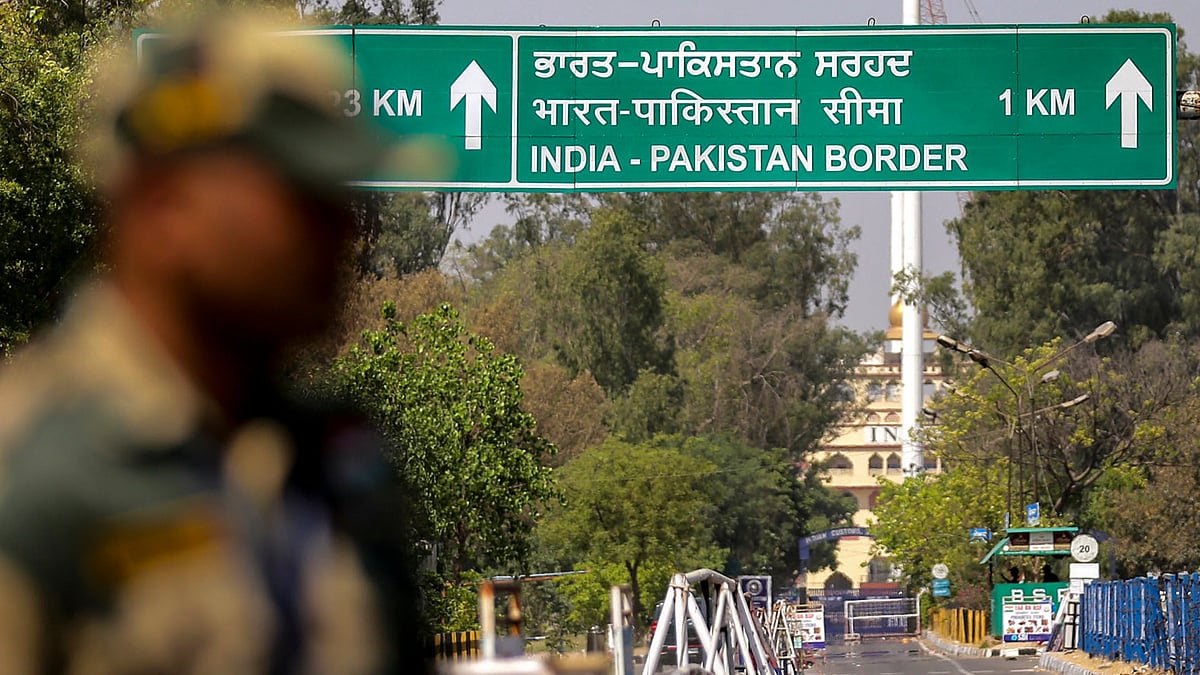 Shiva Sharma : The Attari-Wagah border 