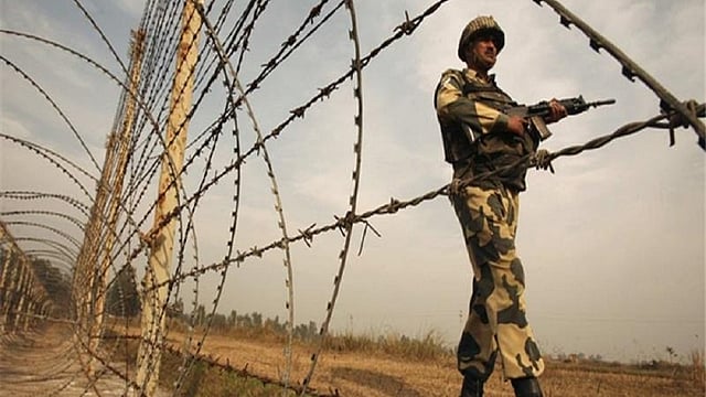Pakistan Violates Ceasefire Across LoC For Seventh Straight Night