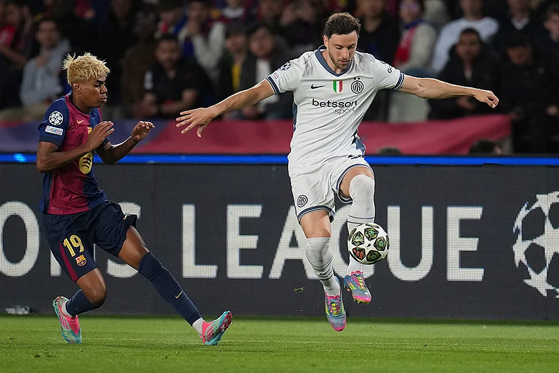 UEFA Champions League 2024-25 Semi-final FC Barcelona vs Inter Milan: Carlos Augusto