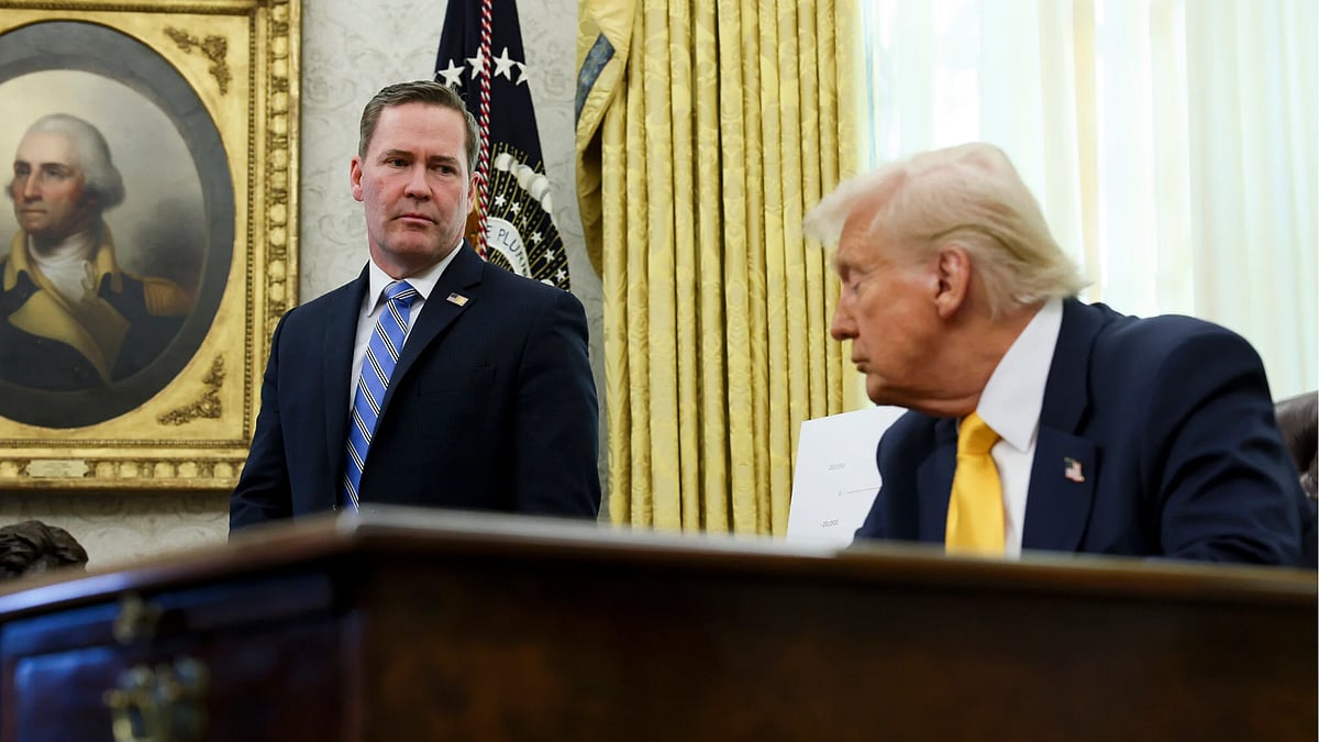 Former NSA Mike Waltz and US President Donald Trump - | Photo: AP |