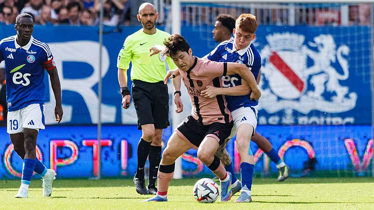 PSG were beaten by Strasbourg on Saturday - null