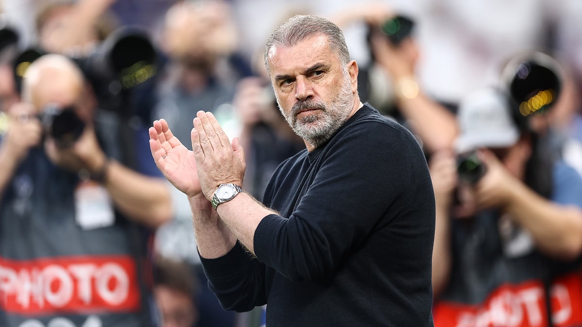 Tottenham manager Ange Postecoglou