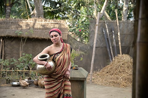 Putul Nacher Itikatha Still