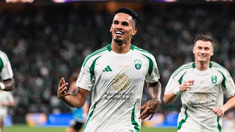 Galeno celebrates his stunning first-half goal - null