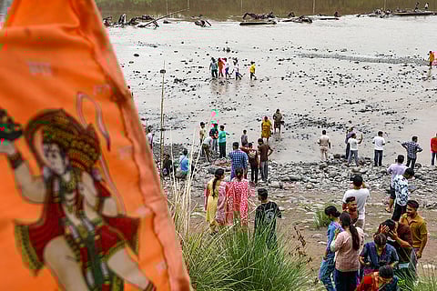 Jammu: Water level of Chenab river decreases