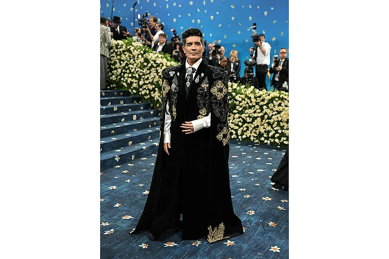 Manish Malhotra_Met Gala celeb fashion outfit