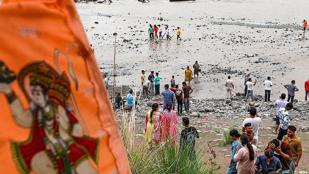 Photo: PTI : Jammu: Water level of Chenab river decreases