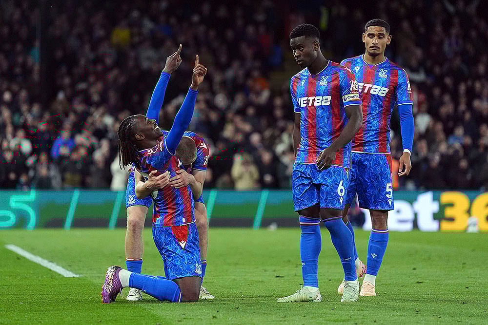 | Photo: Bradley Collyer/PA via AP : EPL 2024-25: Crystal Palace vs Nottingham Forest