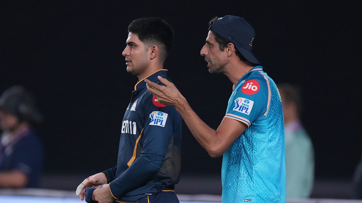 (AP Photo/Siddharaj Solanki)

 : Gujarat Titans coach Ashish Nehra, right, talks with Gujarat Titans' captain Shubman Gill during the Indian Premier League cricket match between Gujarat Titans and Sunrisers Hyderabad at Narendra Modi Stadium in Ahmedabad, India, Friday, May 2, 2025. 
