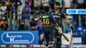 Gujarat celebrate last-ball win over Mumbai.
