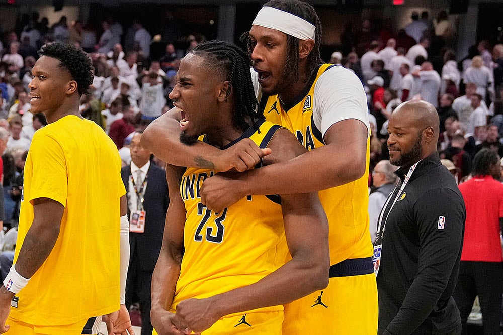 | Photo: AP/Sue Ogrocki : NBA: Cleveland Cavaliers vs Indiana Pacers