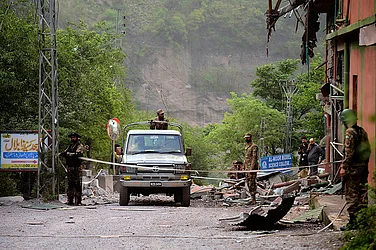 | Photo: AP/M.D. Mughal