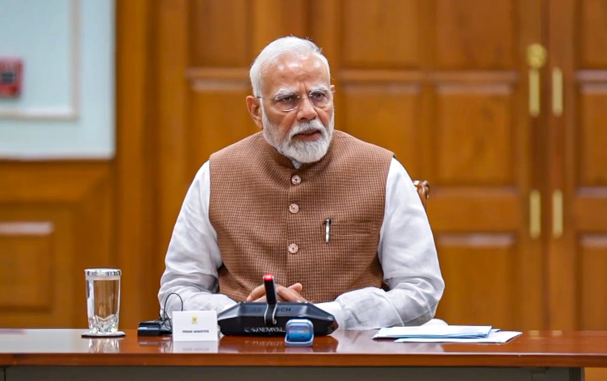 PTI : PM Modi holds key meeting amid Indo-Pak tensions