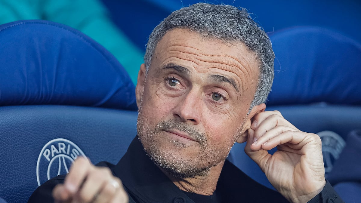 Luis Enrique during PSG's Champions League semi-final second leg against Arsenal.