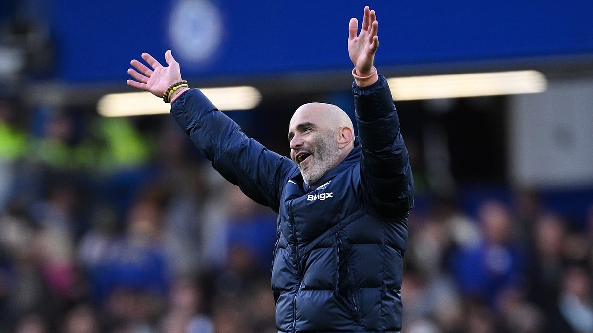 Chelsea head coach Enzo Maresca