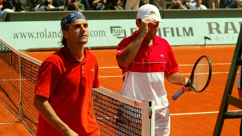 French Open 2004 first-round Fabrice Santoro vs Arnaud Clement Roland Garros