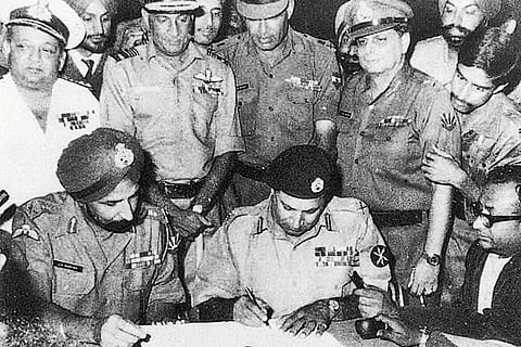 The end of the 1971 war also resulted in the Simla Agreement of 1972 in which India and Pakistan established the Line of Control (LoC) in Kashmir and vowed to conduct bilateral dialogue over the dispute.