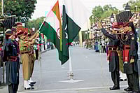 | Photo: Getty Images : Too Close to Call: Indian and Pakistani soldiers at the Wagah Border